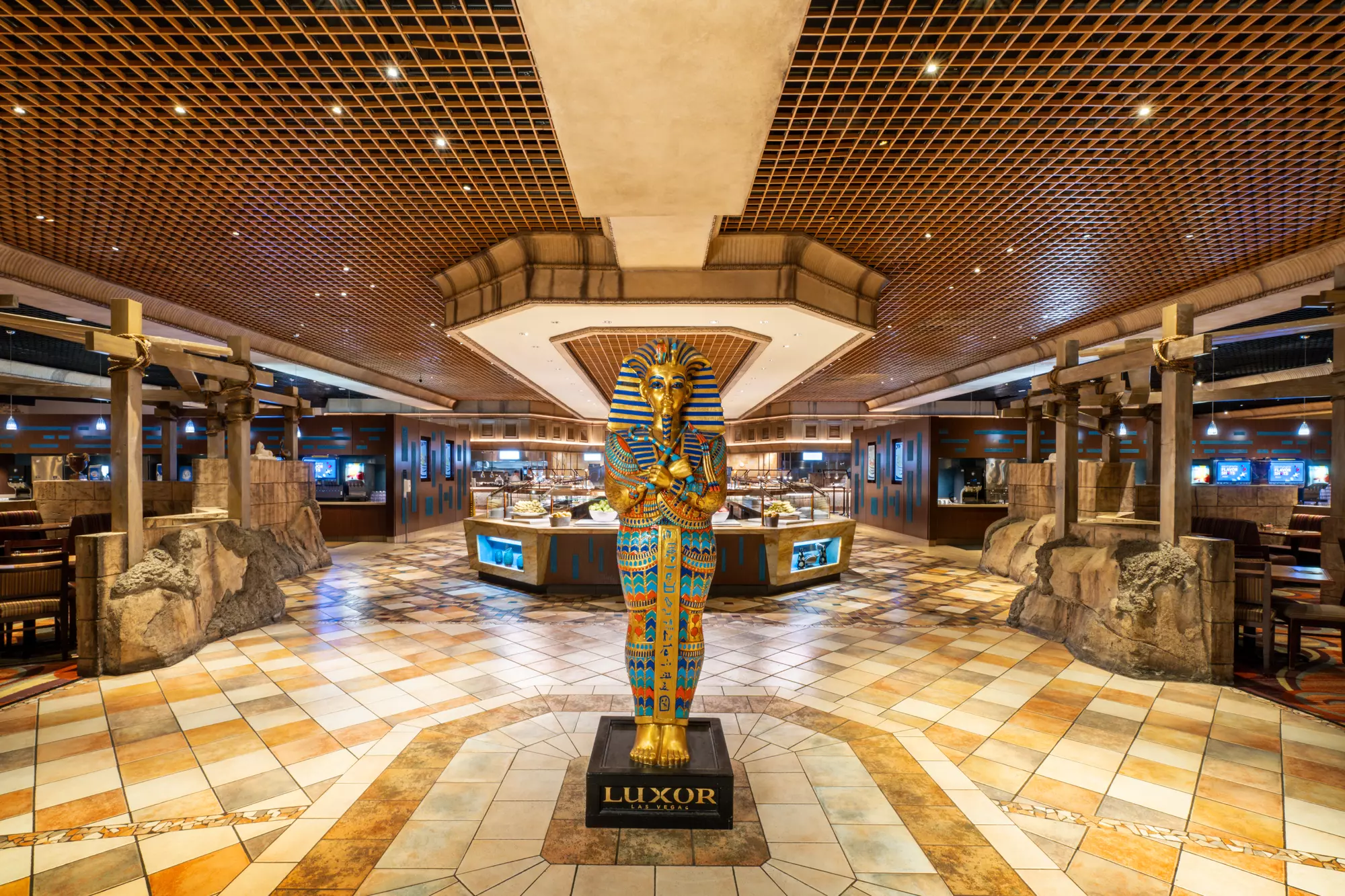 Luxor Hotel & Casino: A Distinctive Stay